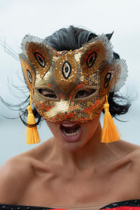 Feline Untamed Diva Gold Mask