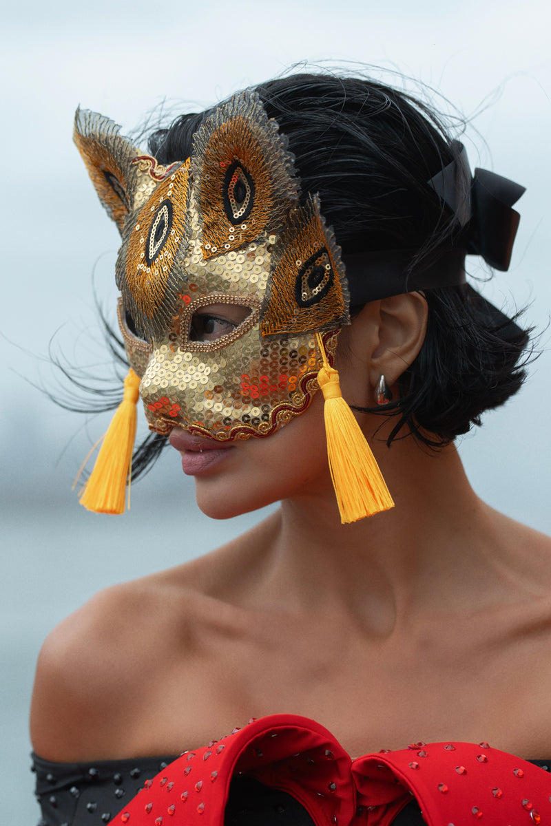 Feline Untamed Diva Gold Mask