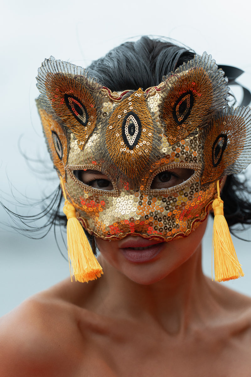 Feline Untamed Diva Gold Mask